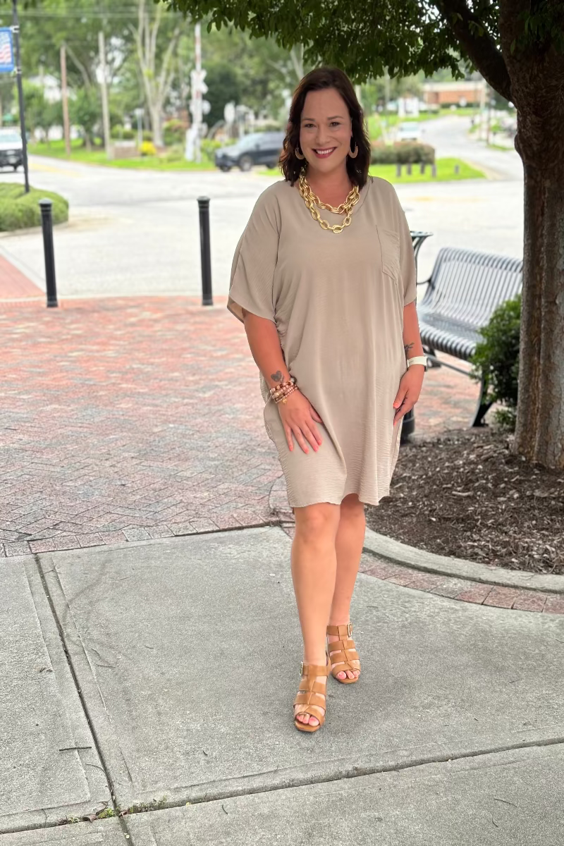 Woven Airflow V-Neck Plus Pocket Dress