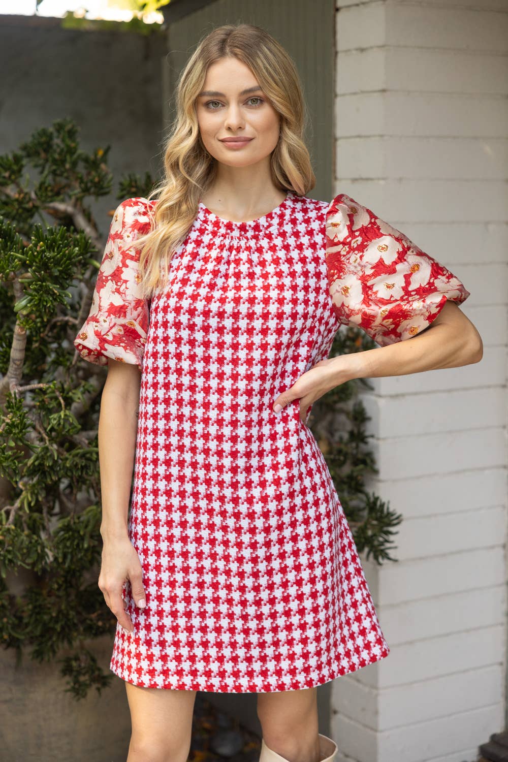 Memphis Ready Houndstooth Dress: Red