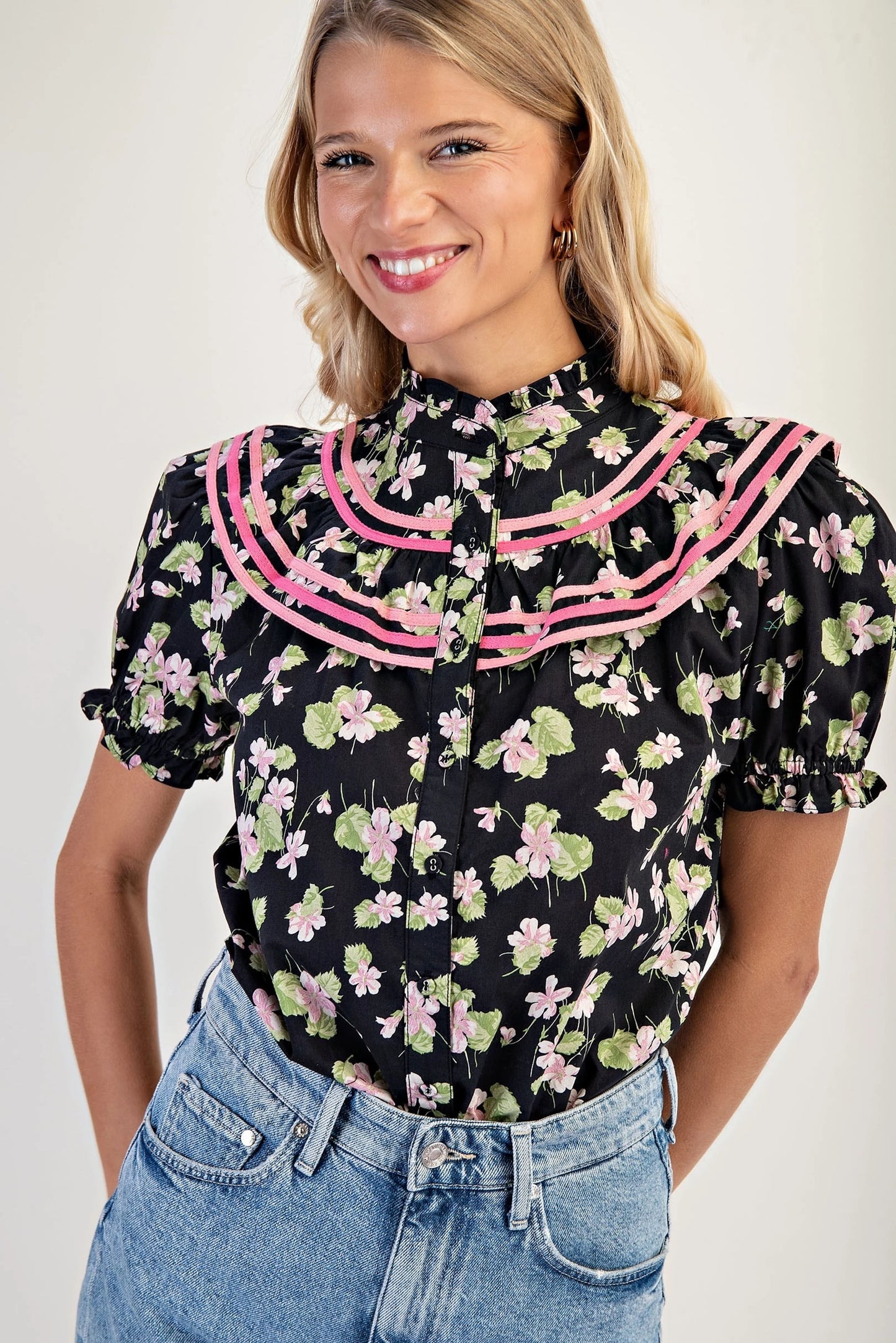Elani Short Sleeve Blouse - Black Floral