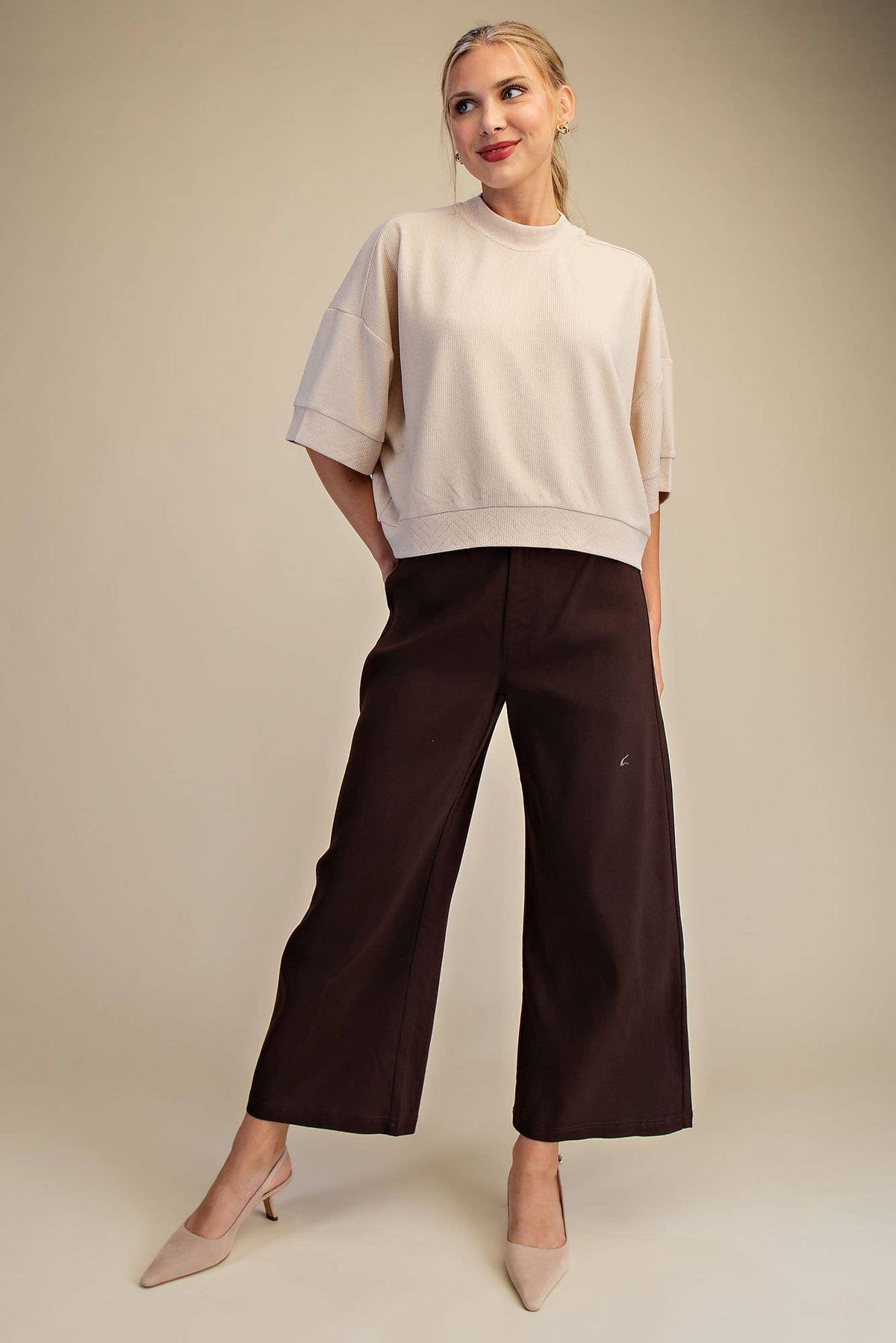 Crew Neck Knit Top: Taupe / L