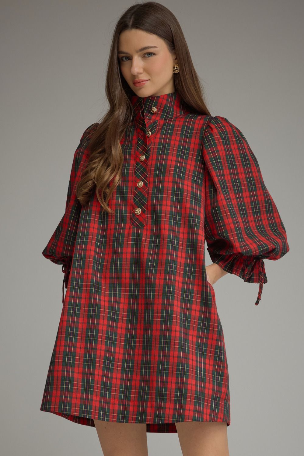 Woman wearing a plaid mini dress with 3/4 balloon sleeves, stand neck and button front – Mirror On Main