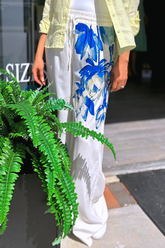 The Power Move Printed Pants - Blue and Ivory